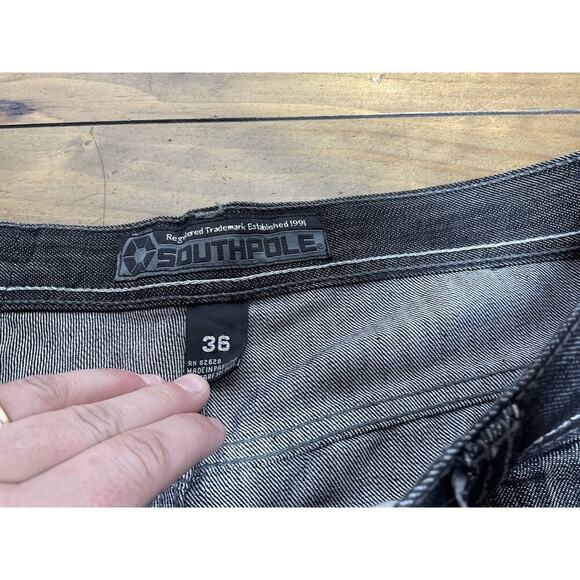 VTG Southpole Black Baggy Jeans Y2K
Skater Hip Hop Dark Denim Jeans 36x32 - Picture 5 of 10